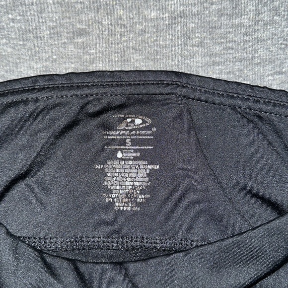 Small, black wicking Athletic leggings - Picture 4 of 4
